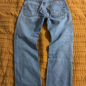 Vintage Levi's Men's 505 Regular Fit Straight Leg Jeans